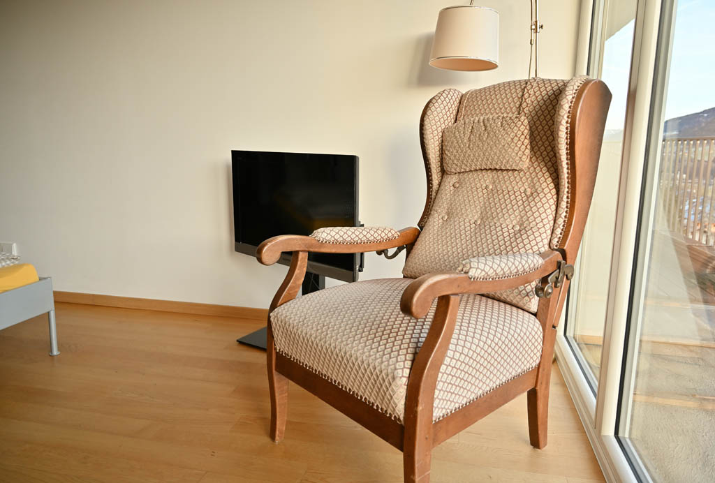 Ferienhaus Sasano Schlafzimmer Stuhl